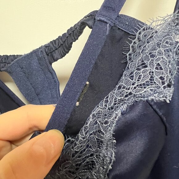 Victoria's Secret Women's Navy Corset - Picture 3 of 3
